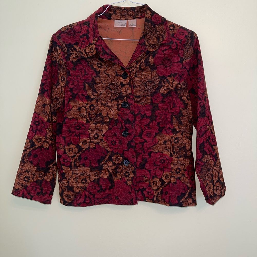 Kim Rogers Women’s size LP top